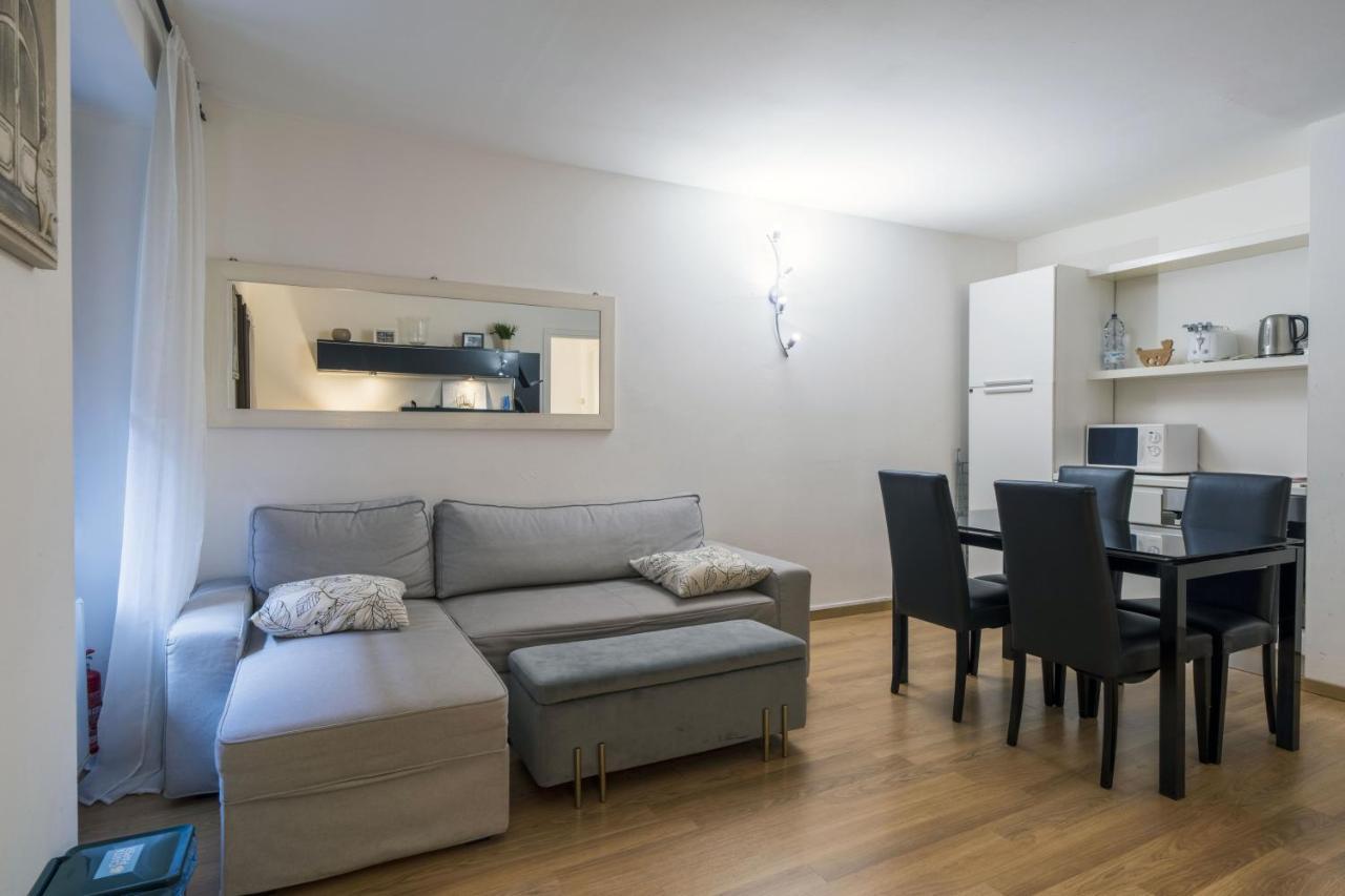 Cozy & Comfy Apt In Navigli Area Milano Exteriör bild