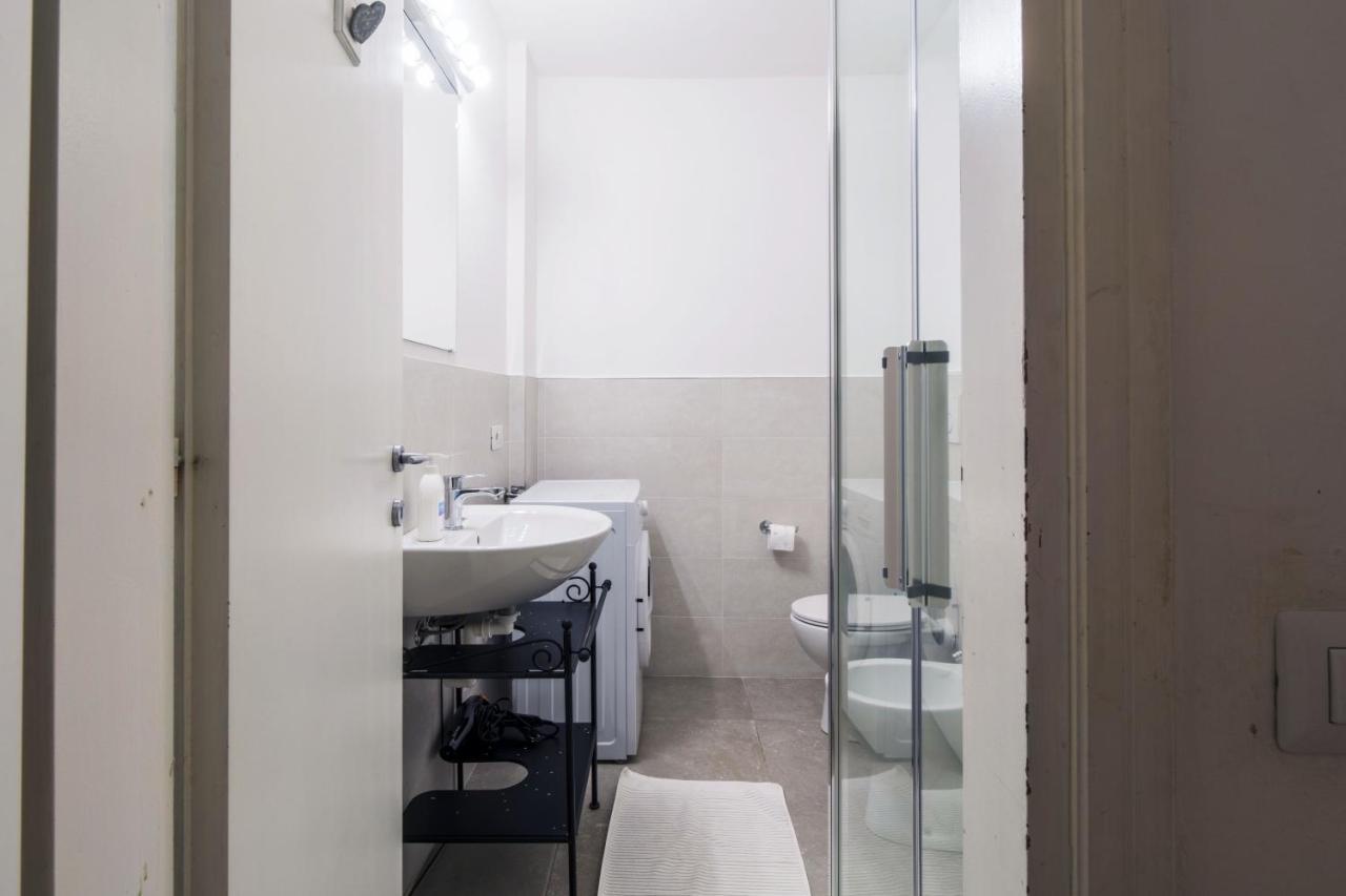 Cozy & Comfy Apt In Navigli Area Milano Exteriör bild