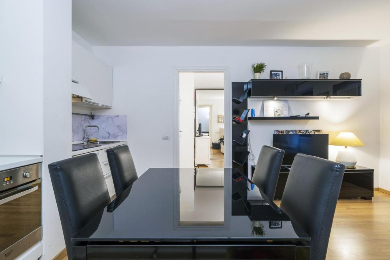 Cozy & Comfy Apt In Navigli Area Milano Exteriör bild